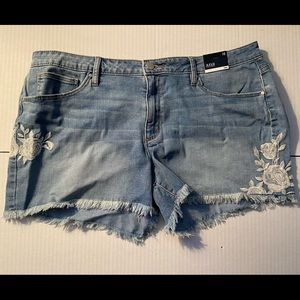 A.N.A. Jean Shorts Size 16